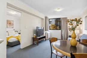 Riverside Elegance Central 1BR 1BA Apartment